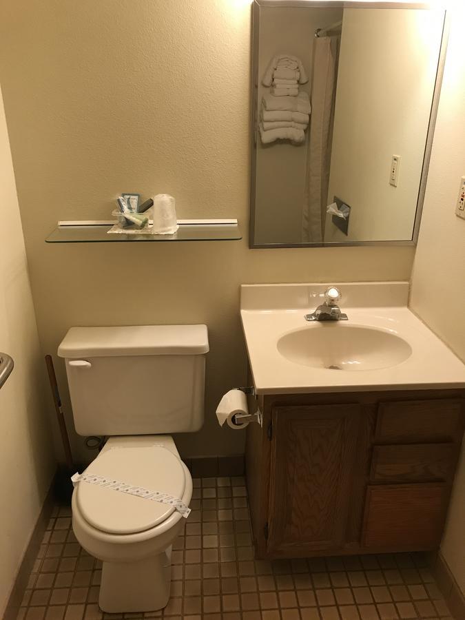 Exxon Quik Stop & Motel Wausaukee Extérieur photo